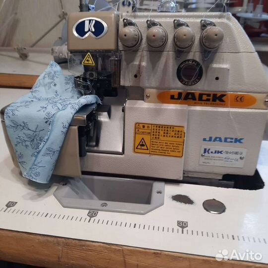 Оверлок для швейной машины