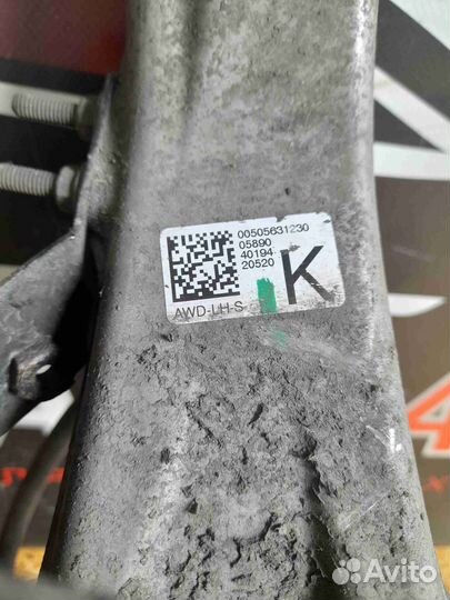 Кулак поворотный левый Alfa Romeo Stelvio