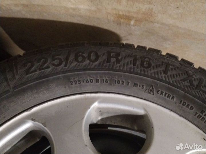 Gislaved NordFrost 100 225/60 R16 102