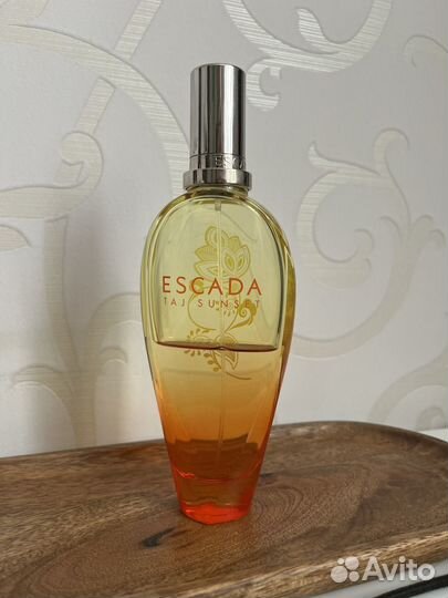 Туалетная вода Escada Taj Sunset