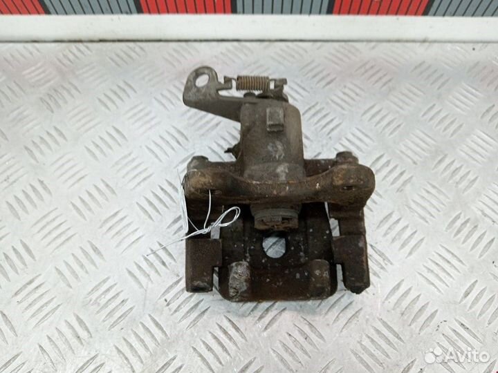 Суппорт задний правый для Renault Scenic 2