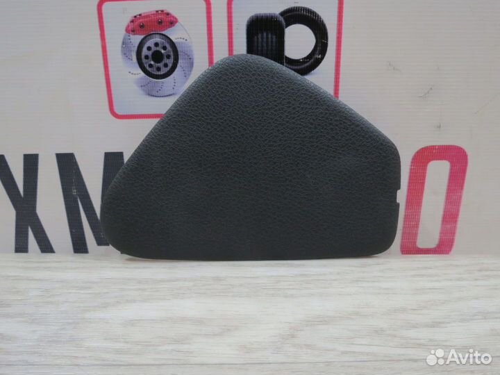 Крышка блока предохранителей Renault Sandero 2