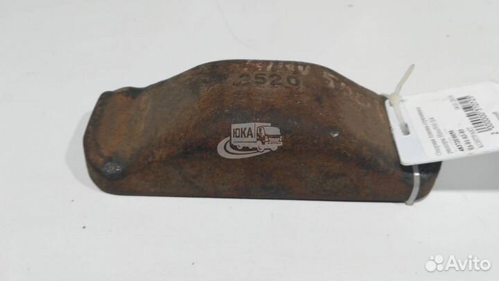 Опорная планка стремянки рессоры Hino500 E4