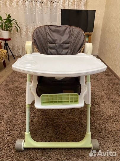 Детский стульчик для кормления