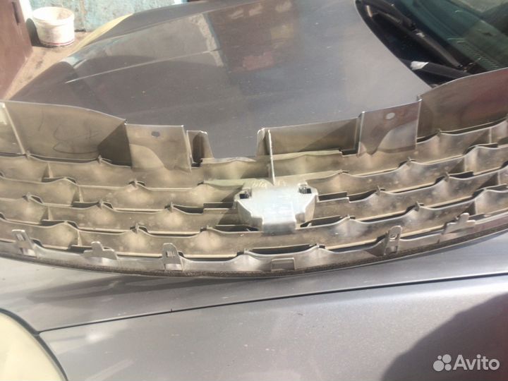 Решётка Nissan Skyline V35