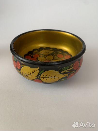 Деревянная посуда с росписью Хохломы