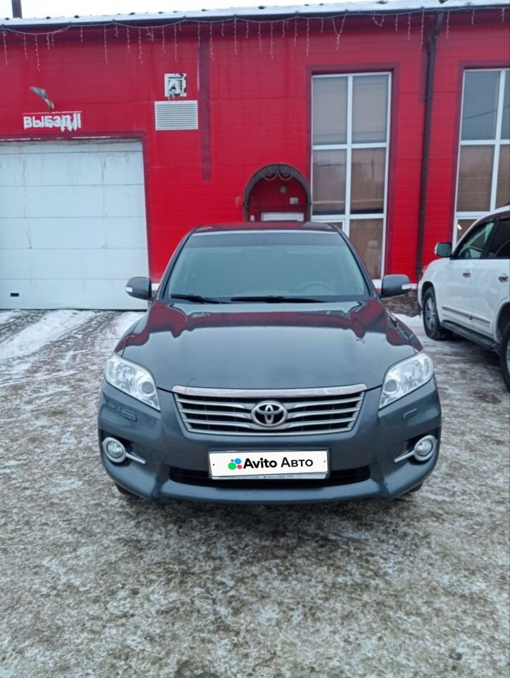 Toyota RAV4: фото владельца