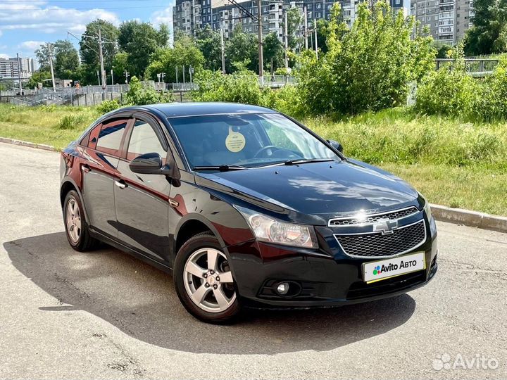 Chevrolet Cruze 1.8 AT, 2011, 185 758 км