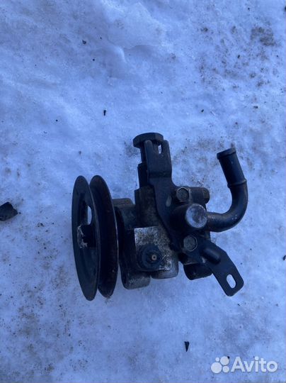 Насос гур Kia Rio 2 2005-2111 (б/у)