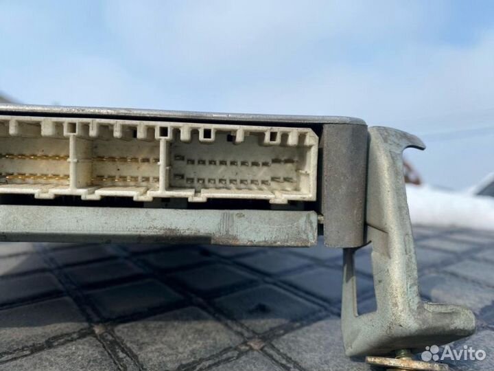 Блок управления двигателем Toyota Platz SCP11