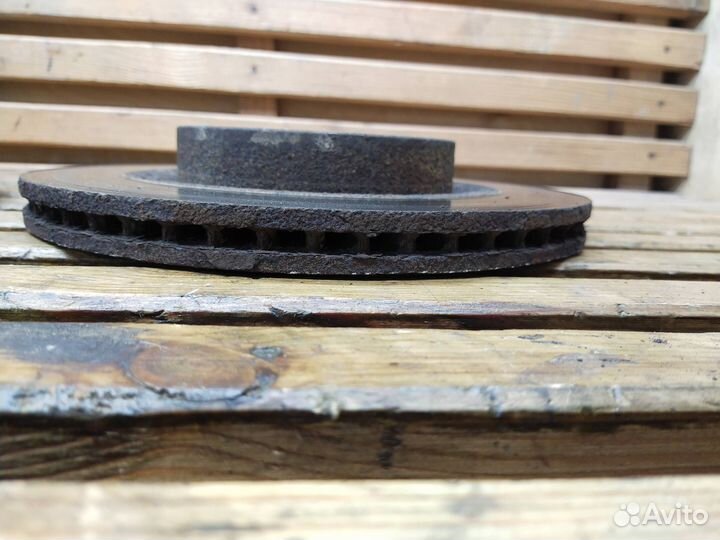 Диски тормозные передние Nissan Teana J31 2006