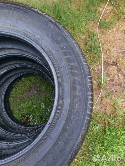 Bridgestone Dueler H/L 400 215/70 R17 101H