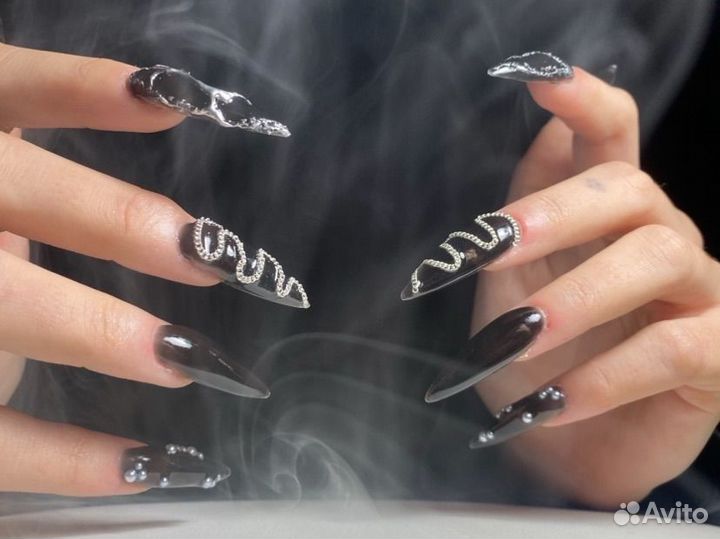 Маникюр на дому