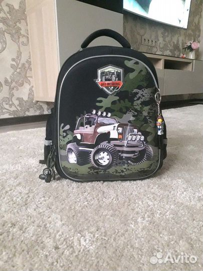 Рюкзак каркасный