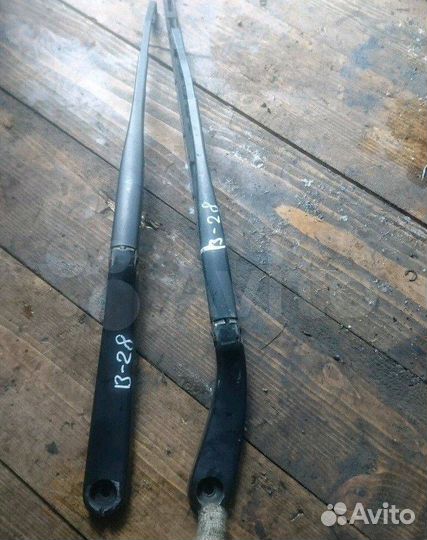 Поводок стеклоочистителя Saab 9-3 2 2005