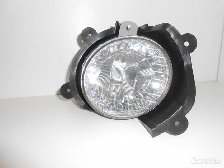 Фара противотуманная левая на Киа Церато 04-06