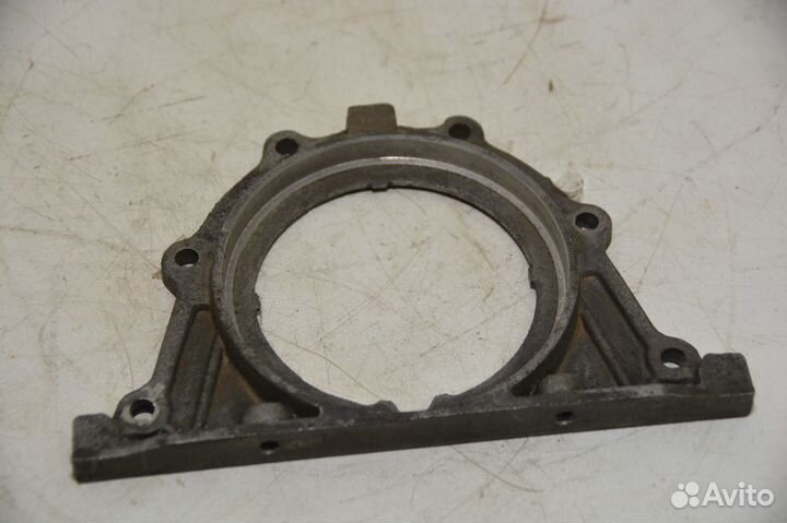 Крышка двигателя ваз-2108 задняя