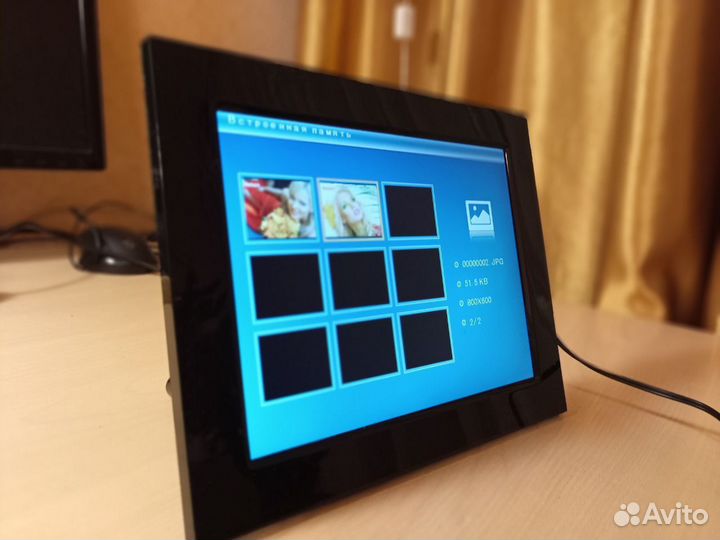 Цифровая фоторамка Rekam dejaview HD800