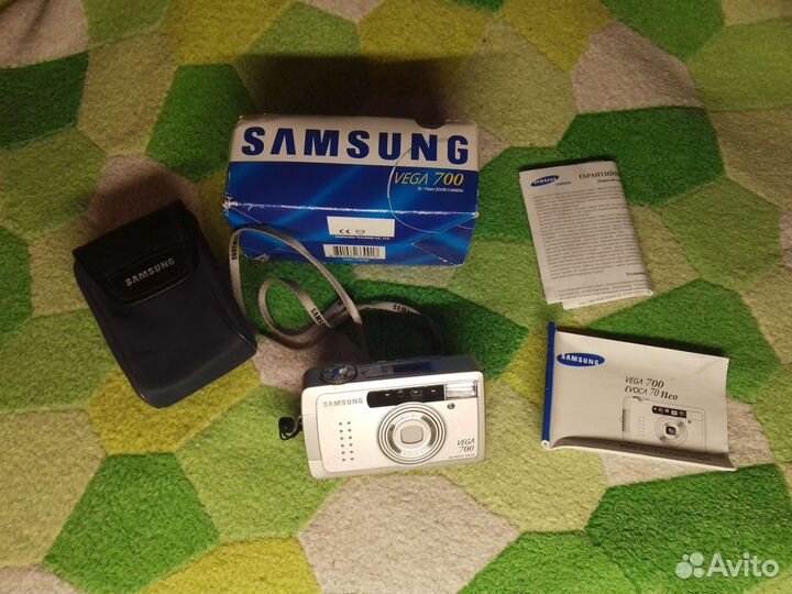 Nikon, Samsung, Olympus