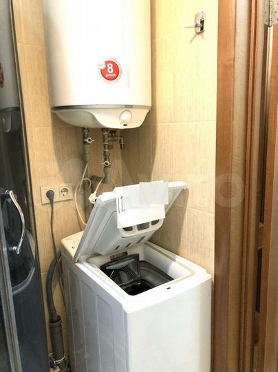 2-к. квартира, 54 м², 1/9 эт.