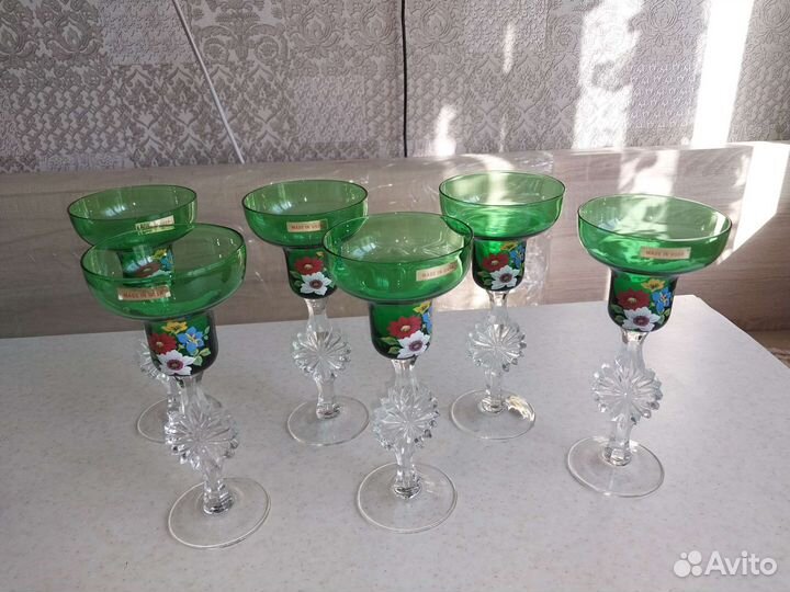 Хрустальные рюмки и ваза СССР