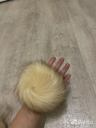 Помпоны меховые на шапочку