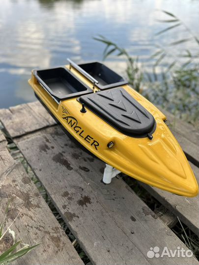 Прикормочный кораблик с gps