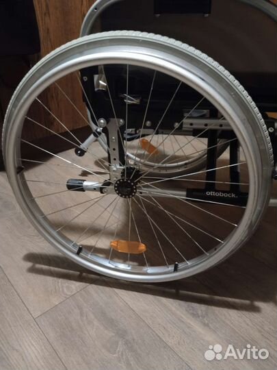 Инвалидная коляска