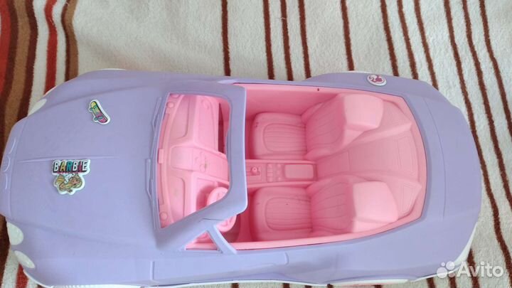 Игрушечная машина