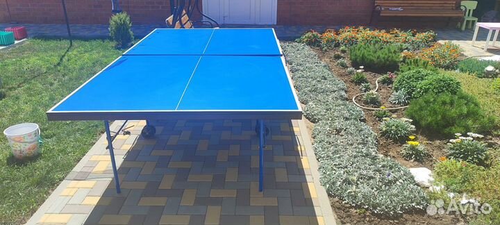 Теннисный стол