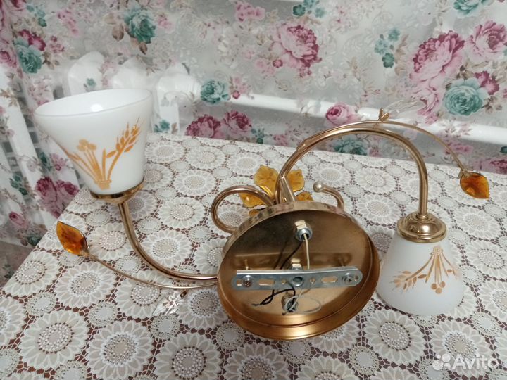 Люстра потолочная двухрожковая