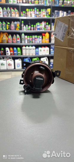 Противотуманный фонарь VW Golf 5 новый