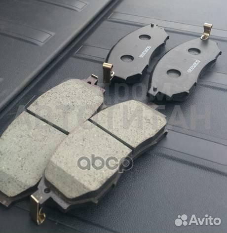 Колодки тормозные дисковые передние infiniti FX35