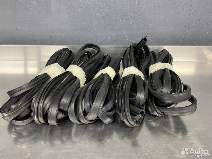 Уплотнители для дверей холодильных камер