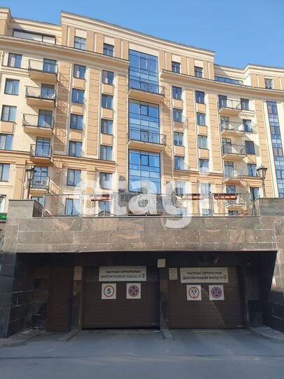 Машиноместо, 24 м²