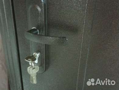 Дверь входная металлическая