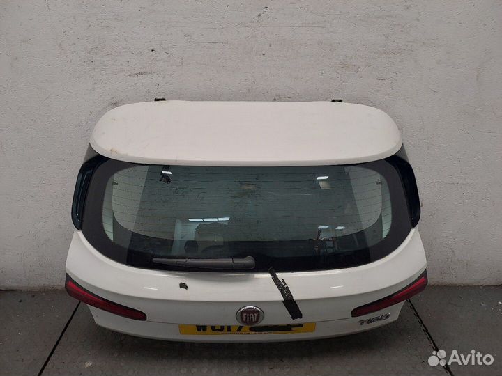 Крышка багажника Fiat Tipo, 2017