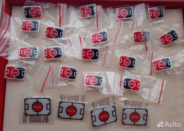 Значки фифа 2018 от спонсора Кока Кола