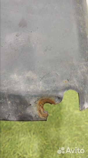 Подкрылок задний левый Renault Megane 2 седан 1.6