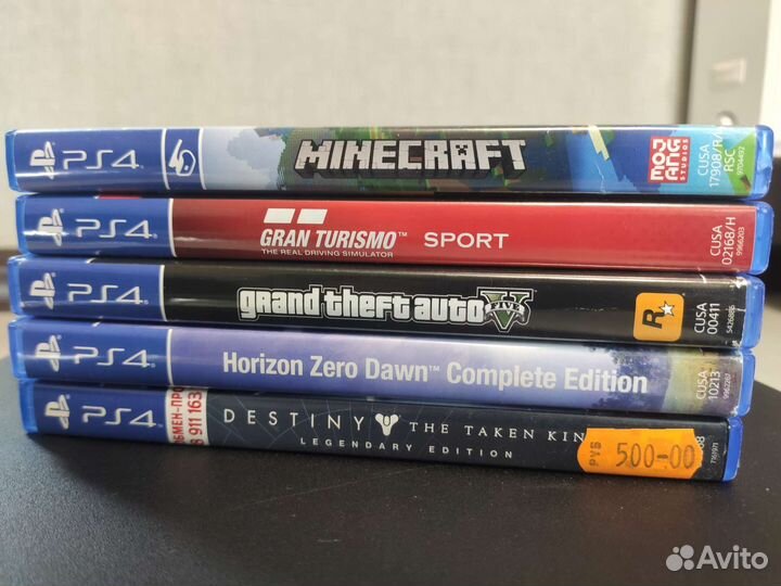 Sony PS4 slim + 2 геймпада + игры