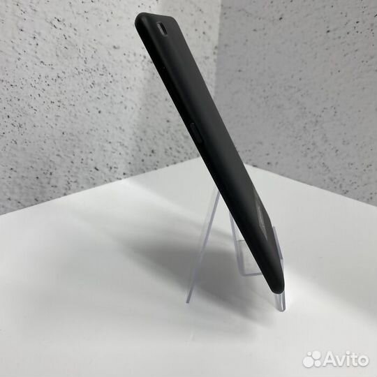 Планшет Lenovo Tab 4 TB-7104i 16Gb 2/16 Черный