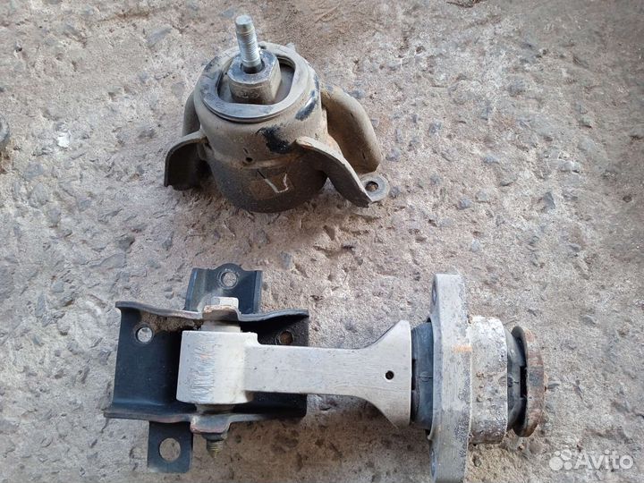 Подушка двигателя хендай солярис 1