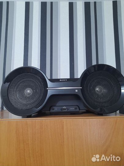 Магнитофон sony в идеальном состоянии