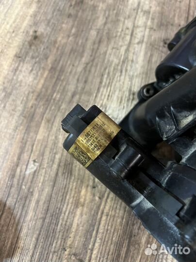 Volkswagen teramont Насос водяной с термостатом