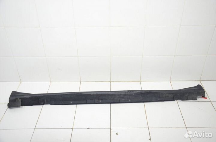 Накладка порога правая Nissan Juke F15 MR16DDT