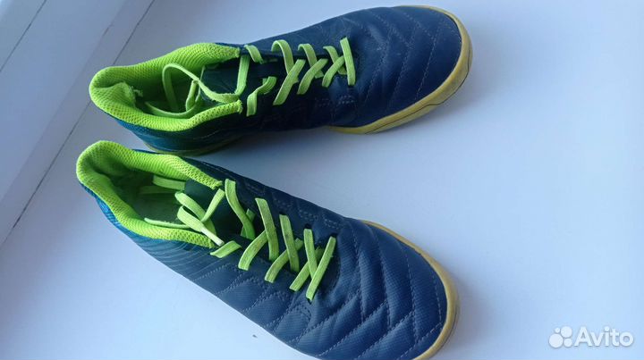 Две пары бутс б/у