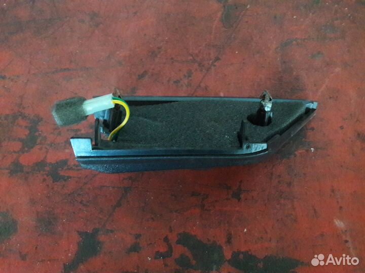 Уголок двери внутренний передний правый SsangYong