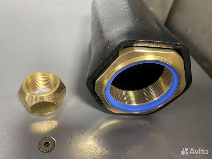 Mercruiser Bravo three гайки крепления винтов