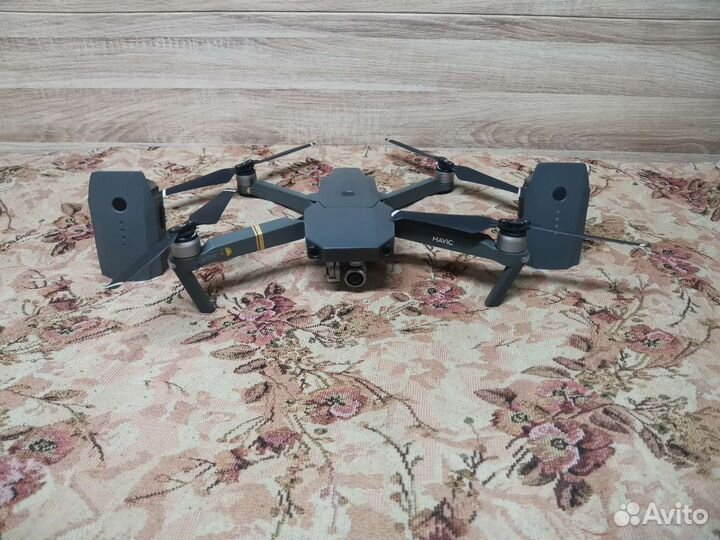 Квадрокоптер dji mavic pro