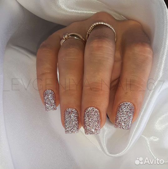 Маникюр на дому